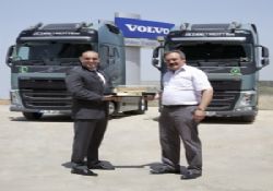 Bekiroğlu Meyvelerini Volvo FH ile Taşıyor